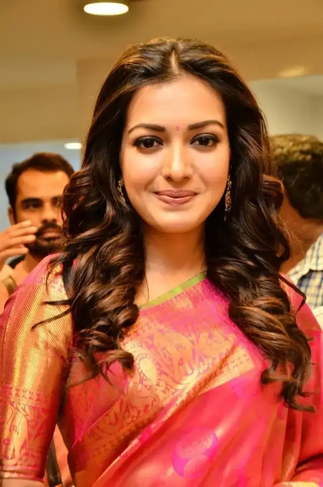 South Indian Girl Catherine Tresa launched KLM Fashion Mall